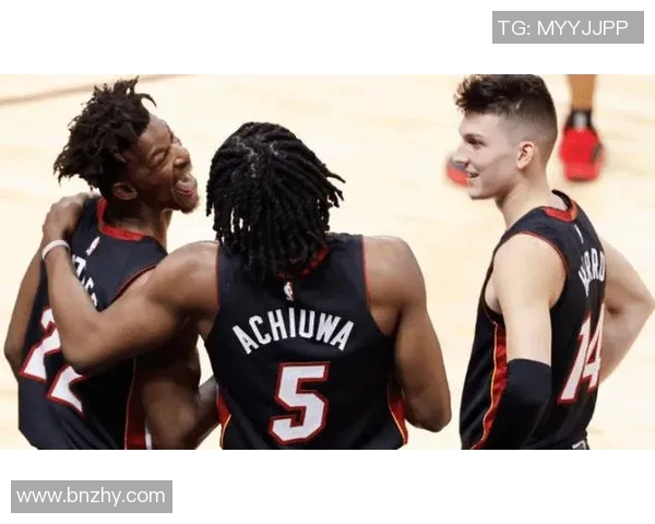 2021年火箭队与黄蜂队激战回顾精彩瞬间与关键时刻分析 2021年火箭队与黄蜂队激战回顾精彩瞬间与关键时刻分析